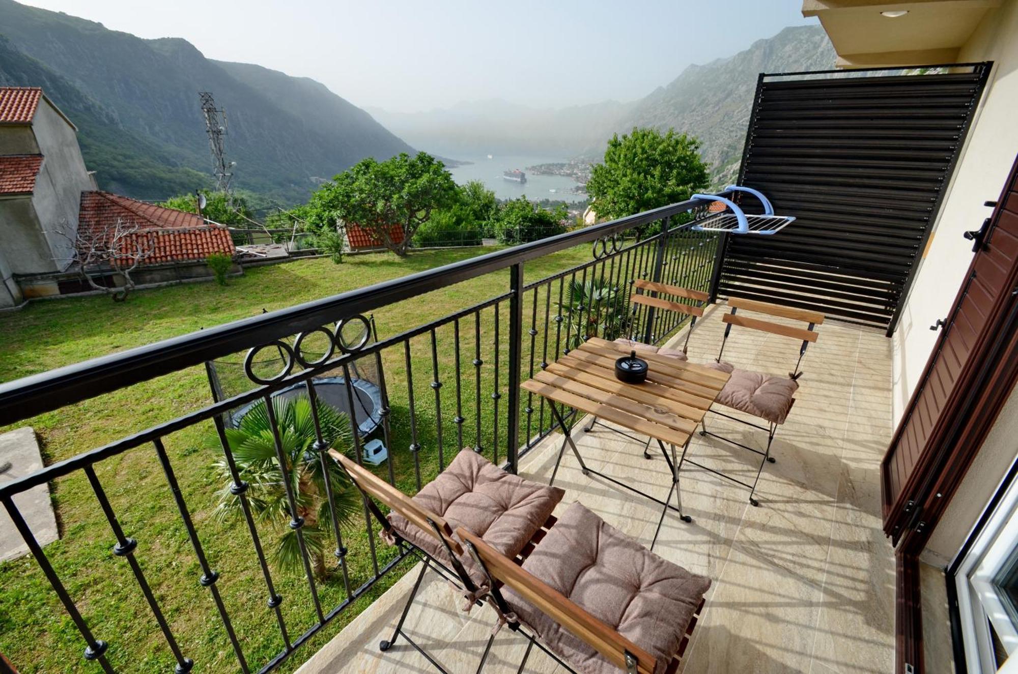 Apartments Orizzonte With Beautiful View Of The Bay Kotor Exterior foto