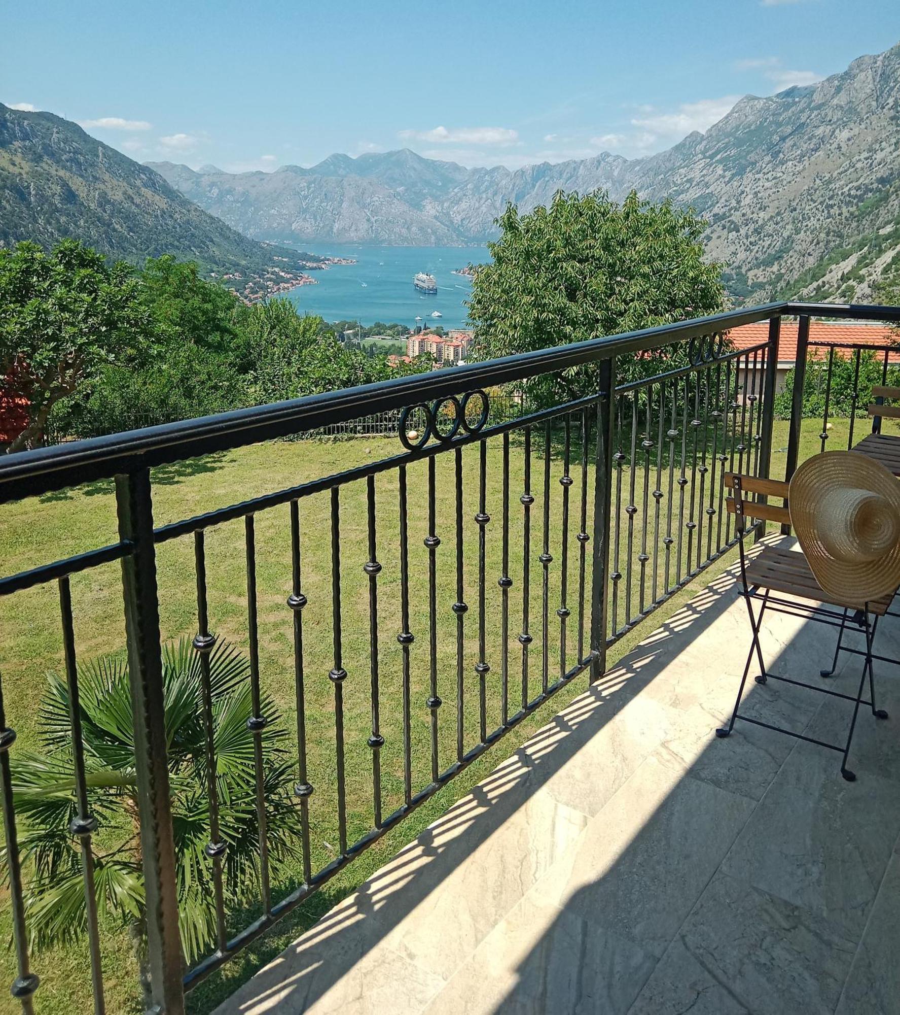 Apartments Orizzonte With Beautiful View Of The Bay Kotor Exterior foto